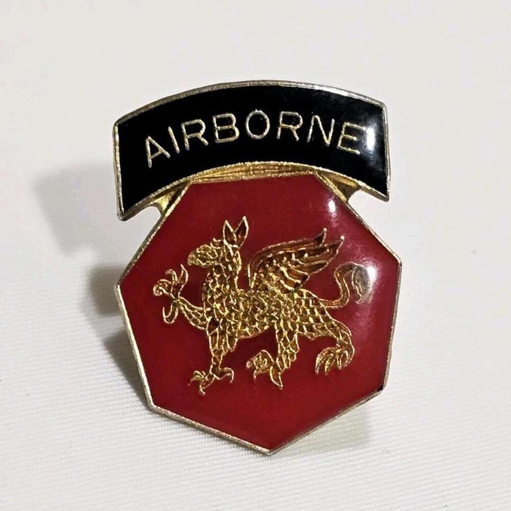VINTAGE US MILITARY 108TH AIRBORNE DIVISION ARMY LAPEL HAT PIN BADGE